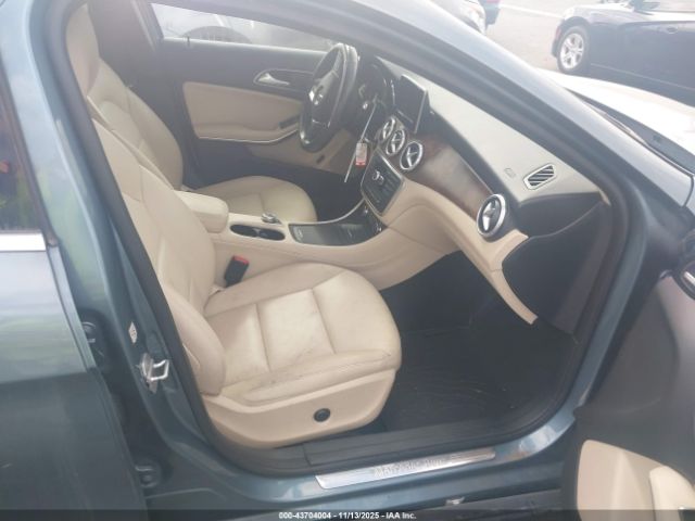 2015 MERCEDES-BENZ GLA 250 WDCTG4EB8FJ132964 Photo 4