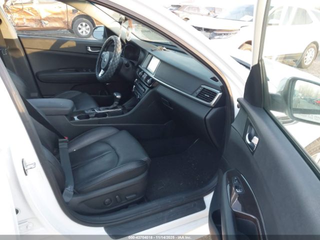 2018 KIA OPTIMA 5XXGU4L30JG206130 Photo 4