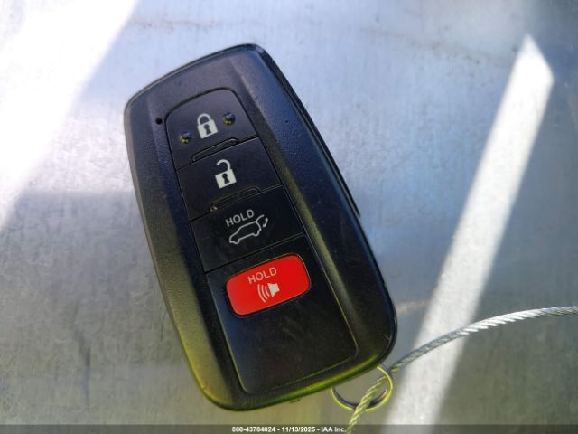 2019 TOYOTA RAV4 JTMW1RFV7KD029716 Photo 10