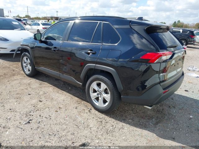 2019 TOYOTA RAV4 JTMW1RFV7KD029716 Photo 2