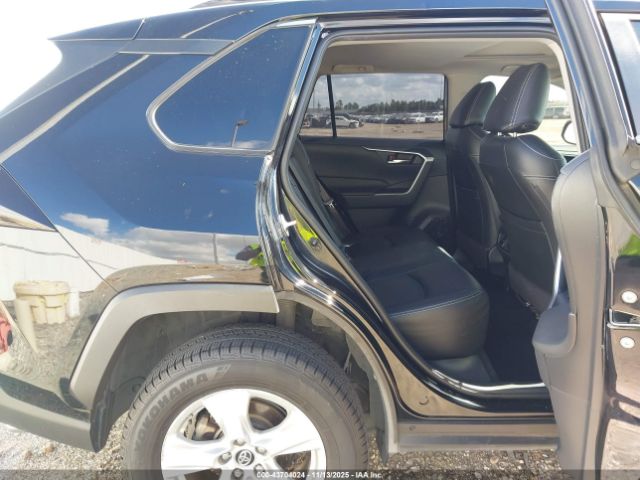 2019 TOYOTA RAV4 JTMW1RFV7KD029716 Photo 7