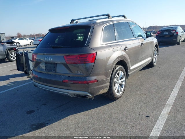 2017 Audi Q7 3.0t Premium მანქანა იყიდება აუქციონზე, vin: WA1LAAF77HD022337, აუქციონის ნომერი: 43704034