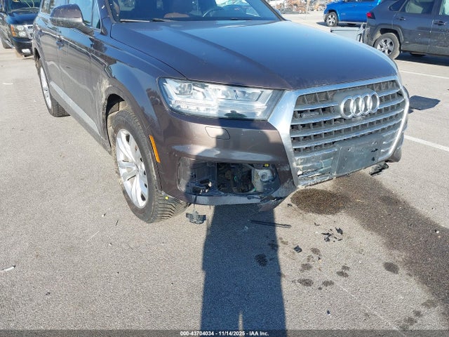 2017 Audi Q7 3.0t Premium მანქანა იყიდება აუქციონზე, vin: WA1LAAF77HD022337, აუქციონის ნომერი: 43704034
