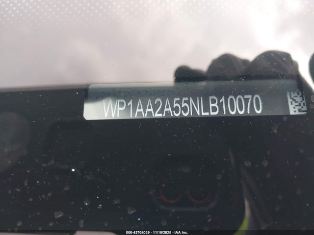 2022 PORSCHE MACAN WP1AA2A55NLB10070 Photo 8