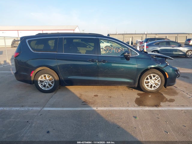 2C4RC1BG9NR158638 Chrysler Pacifica Touring L