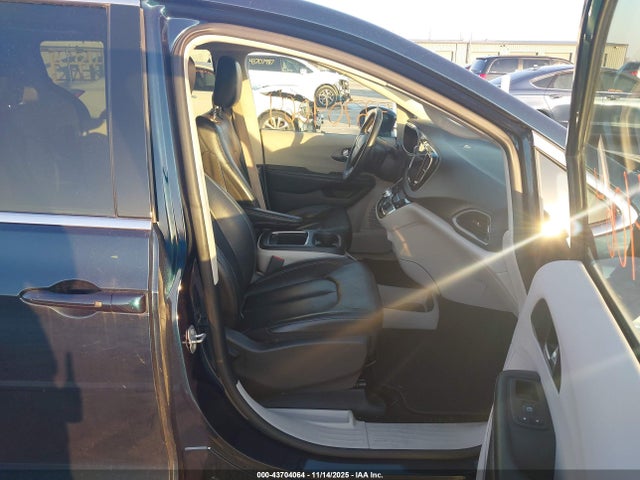 2022 CHRYSLER PACIFICA 2C4RC1BG9NR158638 Photo 4