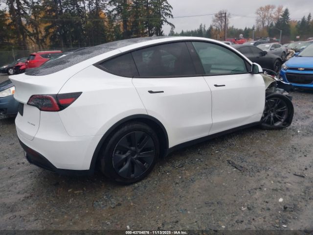 2024 TESLA MODEL Y 7SAYGAEE7RF195993 Photo 3