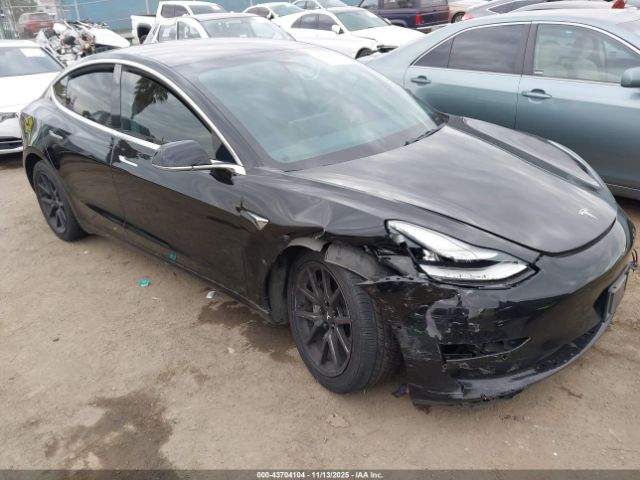 2019 TESLA MODEL 3 5YJ3E1EA7KF305781 Photo 0