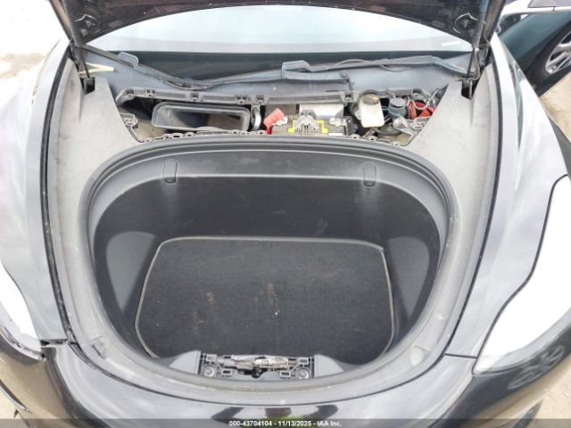 2019 TESLA MODEL 3 5YJ3E1EA7KF305781 Photo 9