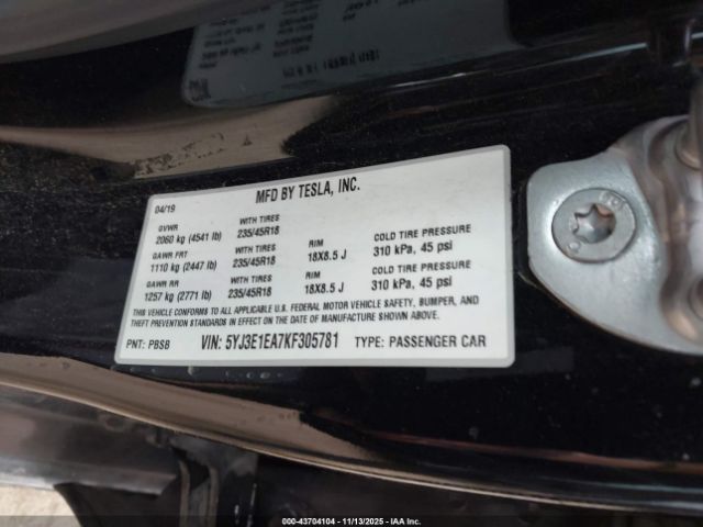 2019 TESLA MODEL 3 5YJ3E1EA7KF305781 Photo 8