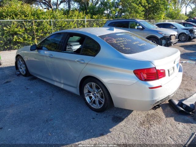 2013 BMW 528I WBAXG5C58DDY35743 Photo 2