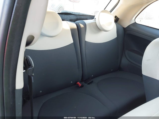 2015 FIAT 500 3C3CFFAR8FT624740 Photo 7