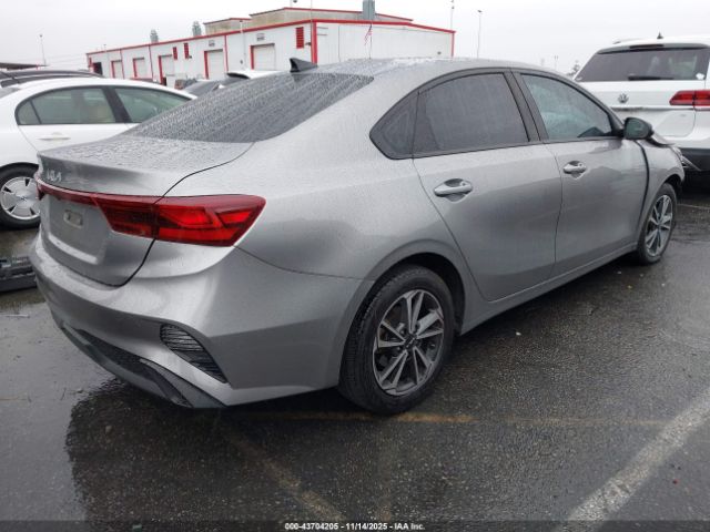 2023 KIA FORTE 3KPF24AD1PE537040 Photo 3