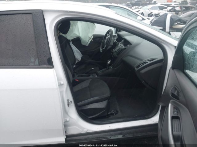 2014 FORD FOCUS 1FADP3E20EL198440 Photo 4