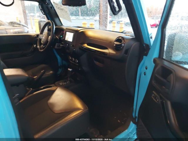 2017 JEEP WRANGLER UNLIMITED 1C4BJWEGXHL595996 Photo 4