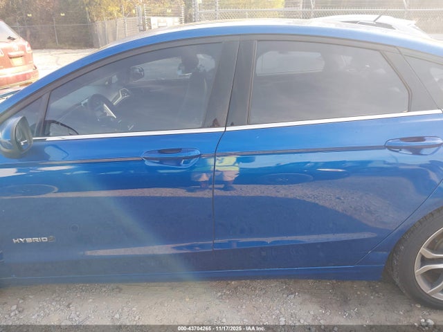 3FA6P0LU2HR216468 Ford Fusion Hybrid Se