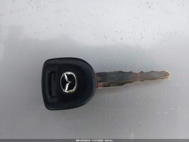 Продажа на аукционе авто 2005 Mazda Mazda6 I Sport, vin: 1YVHP84C155M63979, номер лота: 43704314