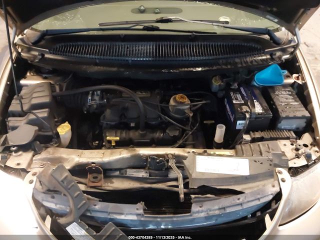 2002 CHRYSLER TOWN & COUNTRY 2C8GT64L72R593425 Photo 9