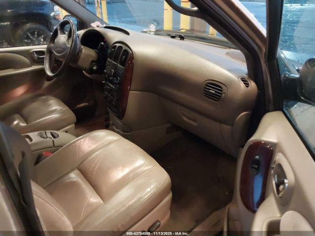 2002 CHRYSLER TOWN & COUNTRY 2C8GT64L72R593425 Photo 4