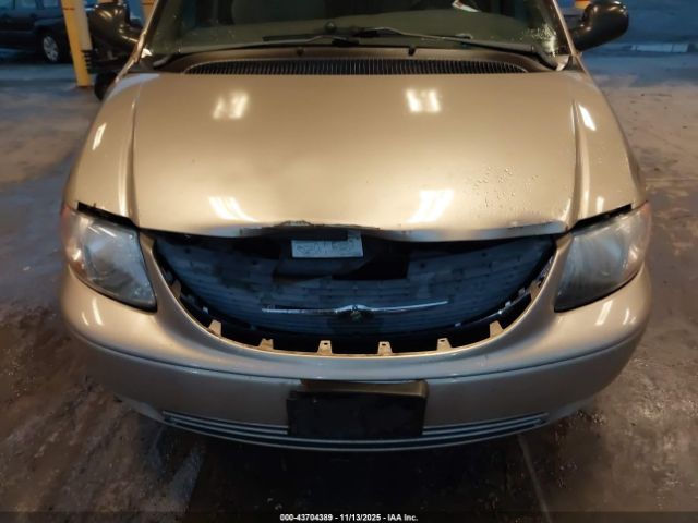 2002 CHRYSLER TOWN & COUNTRY 2C8GT64L72R593425 Photo 5