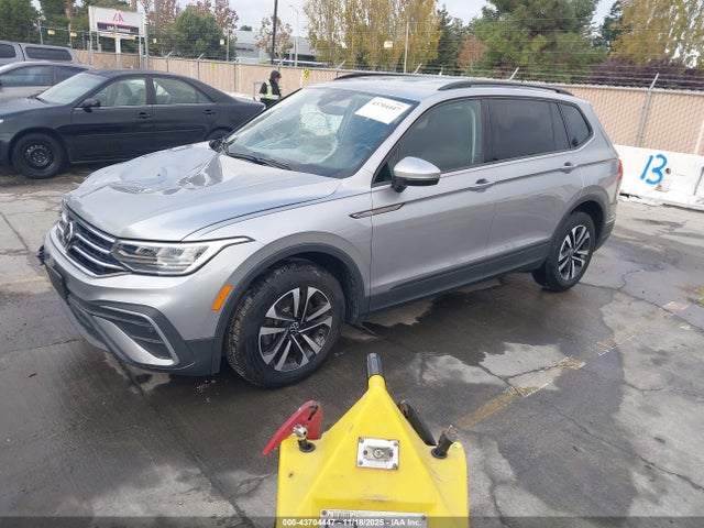 Volkswagen Tiguan 2.0t S 2024 3VVRB7AX2RM048228 Image 2