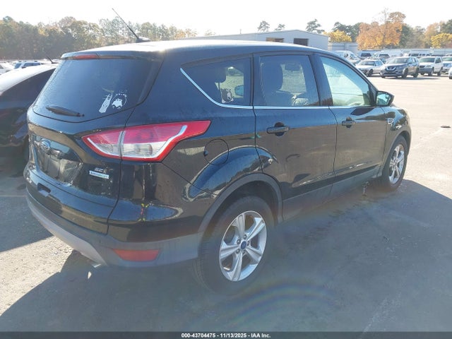 Продажа на аукционе авто 2015 Ford Escape Se, vin: 1FMCU0GX2FUB71222, номер лота: 43704475