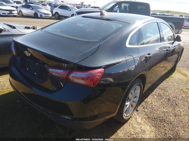 1G1ZD5ST2NF162855 Chevrolet Malibu Fwd Lt