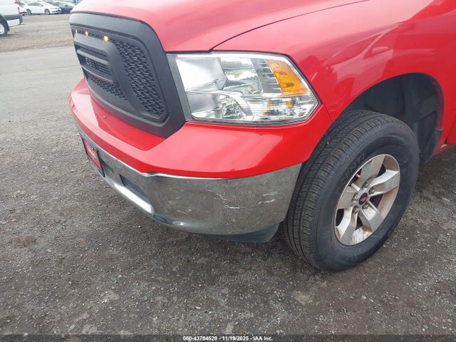 1C6RR6TT7KS711621 RAM 1500 Classic Slt 4x2 6&#039;4 Box