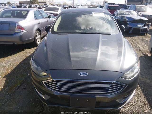 3FA6P0T91JR262763 Ford FUSION SE