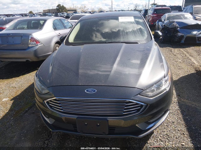 3FA6P0T91JR262763 Ford FUSION SE