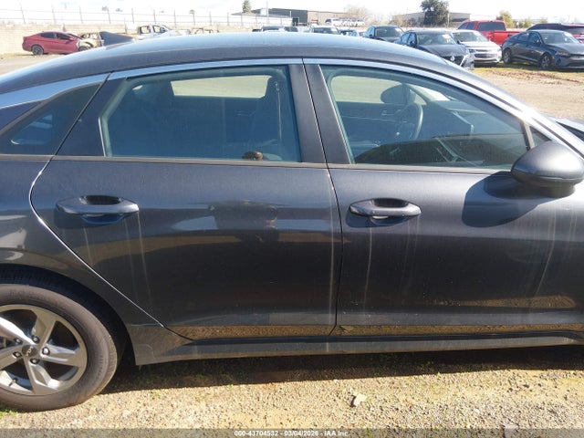 5XXG14J20NG111303 KIA K5 LXS