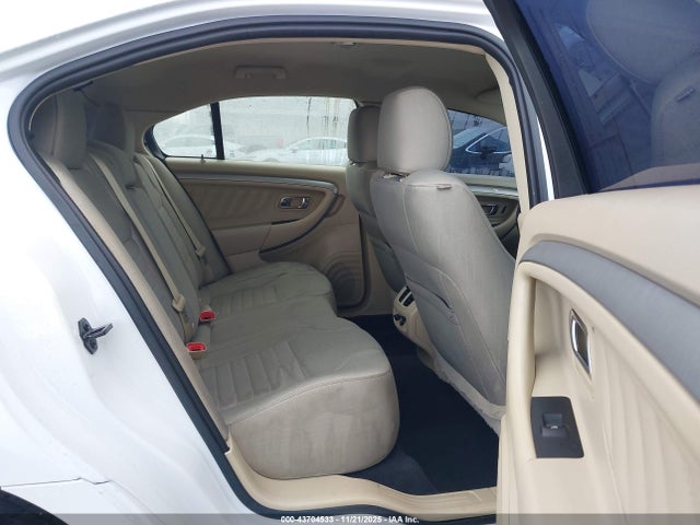 1FAHP2D84KG107837 Ford TAURUS SE