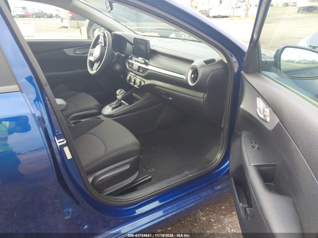 3KPF24AD5NE432109 KIA Forte Lxs