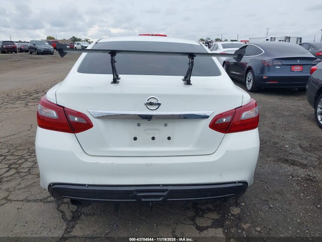 1N4AL3AP4JC211359 Nissan Altima 2.5 S