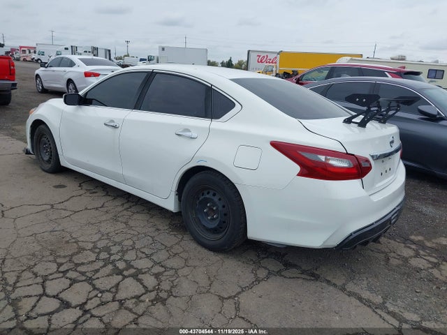 1N4AL3AP4JC211359 Nissan Altima 2.5 S