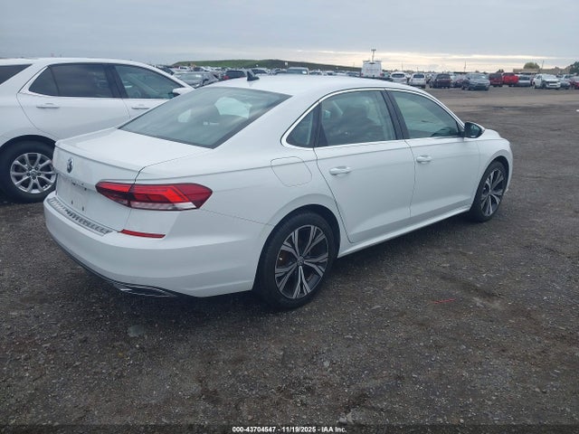 2022 VOLKSWAGEN PASSAT 1VWSA7A37NC005416 Photo 3