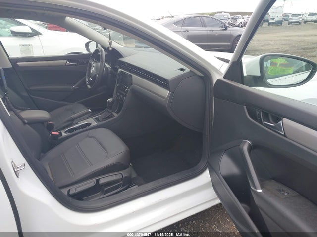 2022 VOLKSWAGEN PASSAT 1VWSA7A37NC005416 Photo 4
