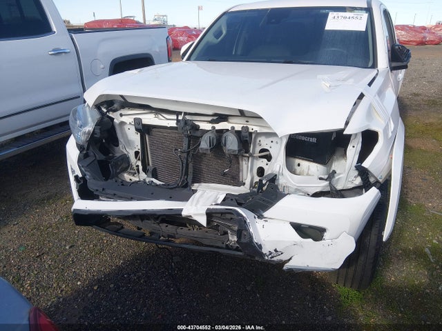 3TMBZ5DN8MM029332 Toyota Tacoma Sr5 V6