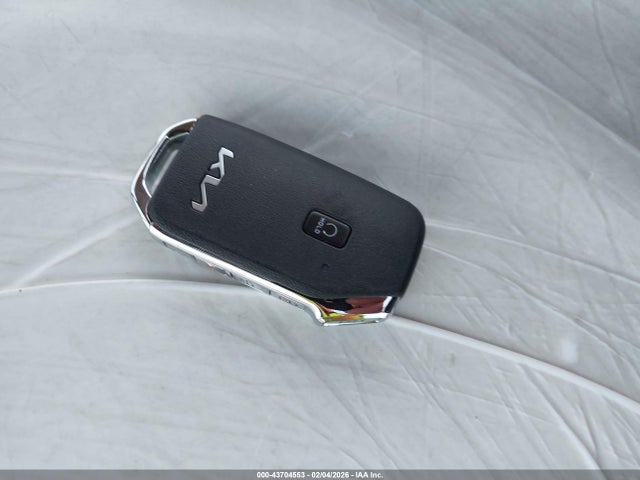 5XXG14J28NG093942 KIA K5 LXS