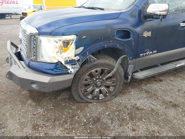 1N6AA1E57HN509039 Nissan Titan Platinum Reserve