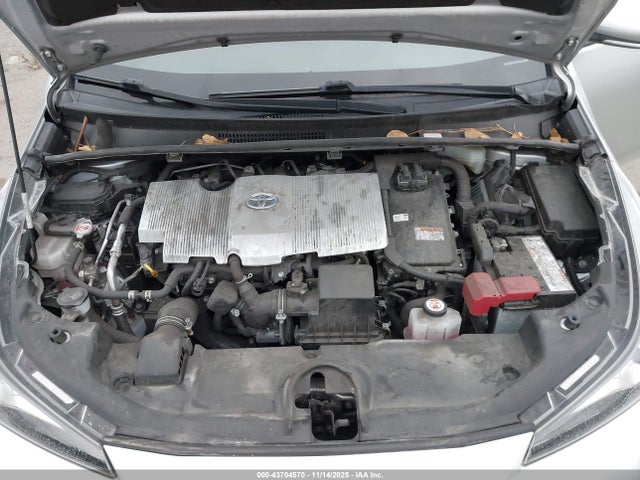 JTDKAMFU8N3156686 Toyota Prius Le