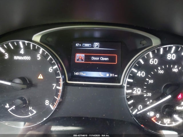 5N1DR2MM8HC686391 Nissan Pathfinder Sl