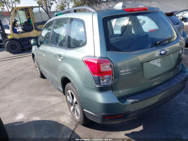 2018 SUBARU FORESTER JF2SJABC2JH412931 Photo 2