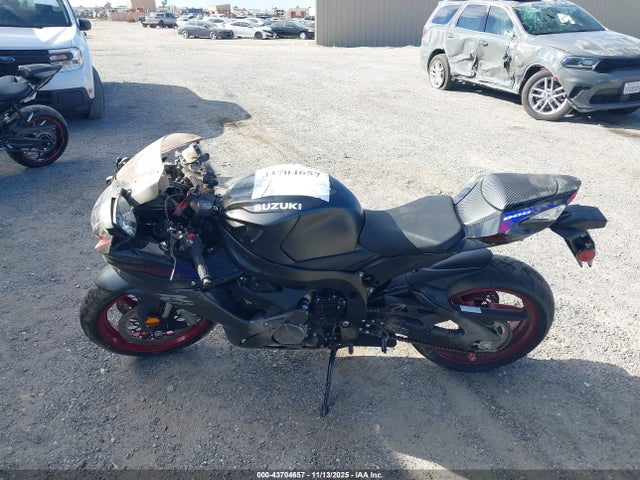 JS1GN7FA5T7100447 Suzuki GSX-R600