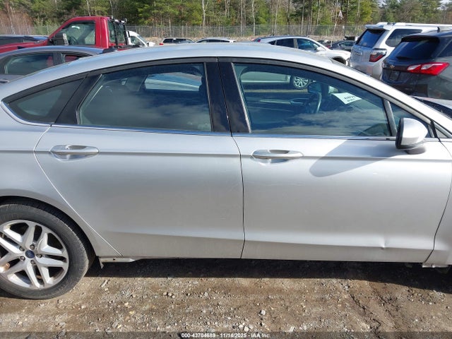 3FA6P0H77HR331165 Ford FUSION SE