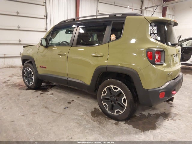 Продаж на аукціоні авто 2015 Jeep Renegade Trailhawk, vin: ZACCJBCT5FPB80607, номер лоту: 43704745