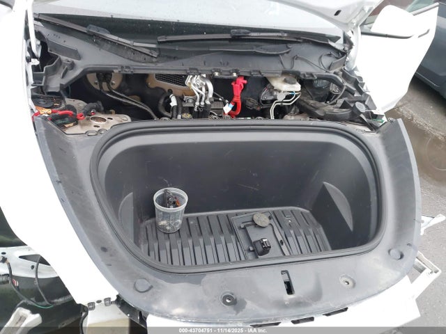 2023 TESLA MODEL Y 7SAYGAEE6PF744113 Photo 9