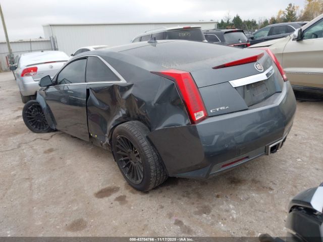 2011 CADILLAC CTS 1G6DS1ED3B0115713 Photo 2
