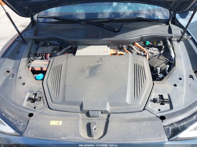 2023 AUDI E-TRON SPORTBACK WA12AAGE3PB025397 Photo 9