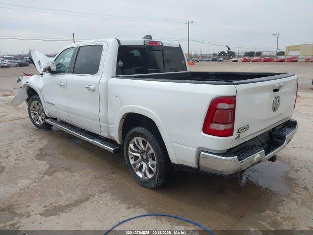 2019 RAM 1500 1C6RREKT4KN800766 Photo 2